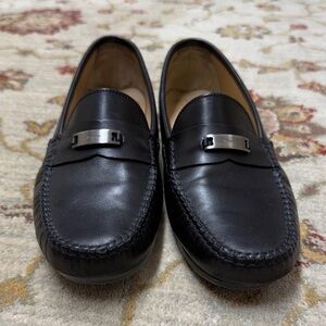 Salvatore Ferragamo Women's Black Leather Telefon Loafers